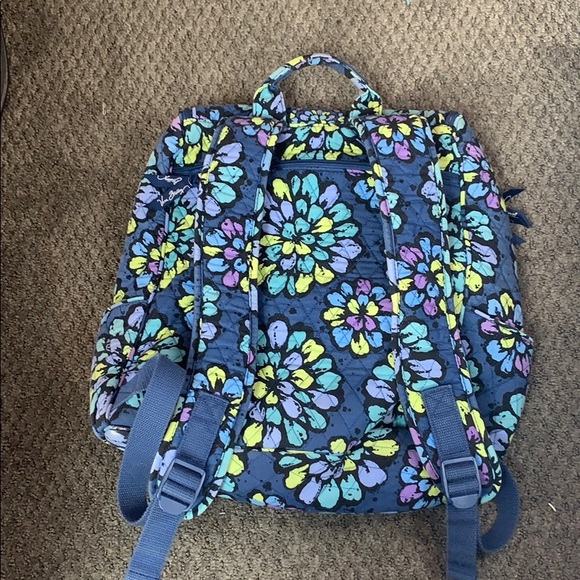 Quilted backpack - Picture 2 of 6